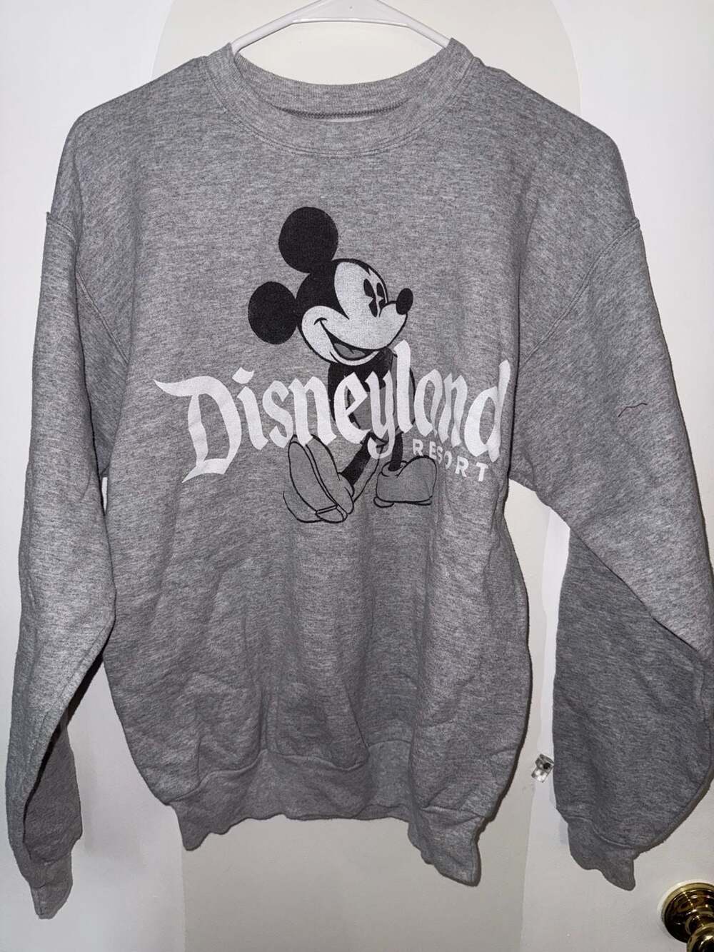 Hanes Disneyland Resort Mickey Mouse Graphic Sweatshirt Size Small